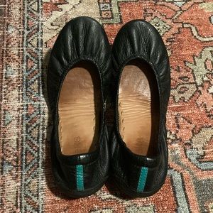 Tieks Black 6